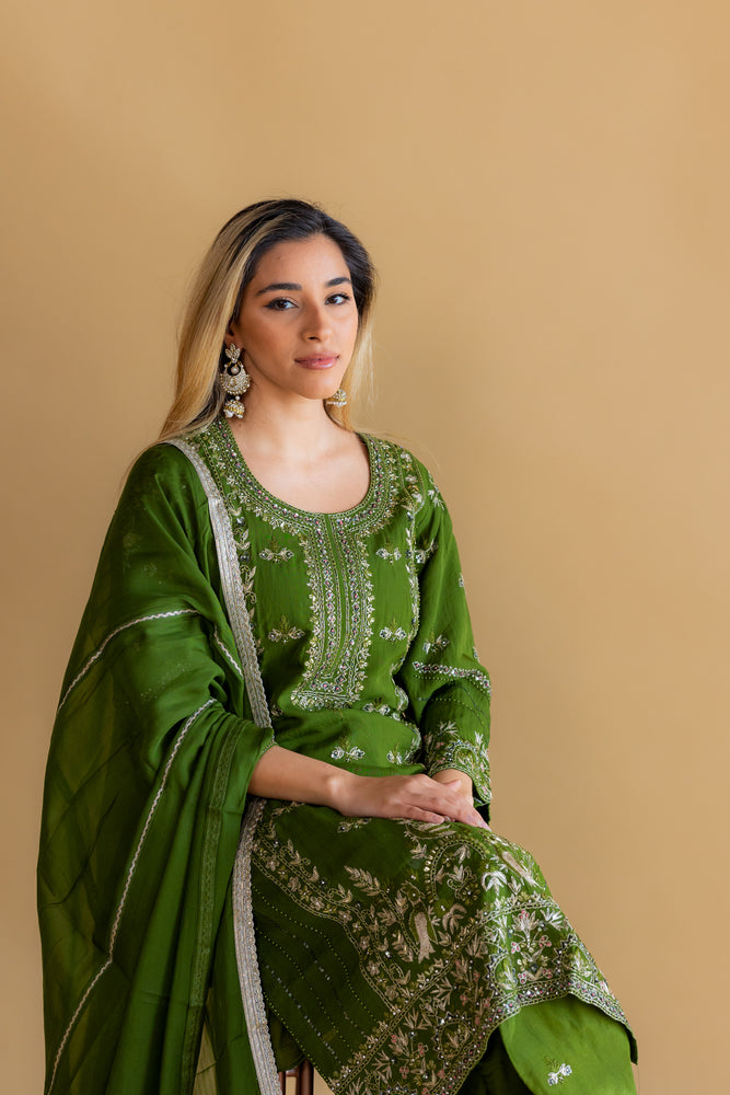 Emerald Elegance Green Organza Salwar Kameez