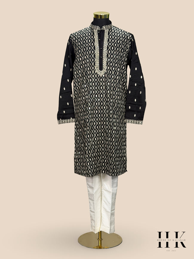 Front mannequin image