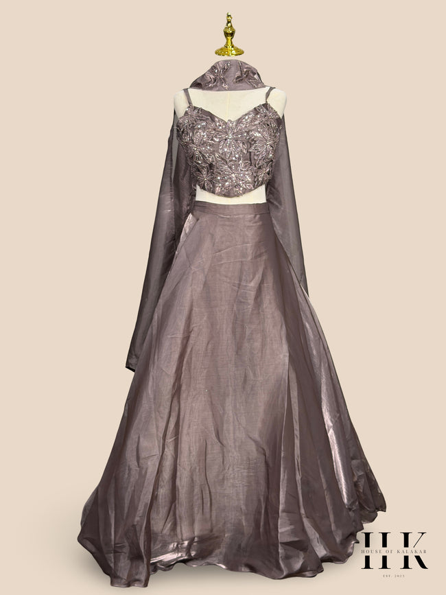 Front mannequin image